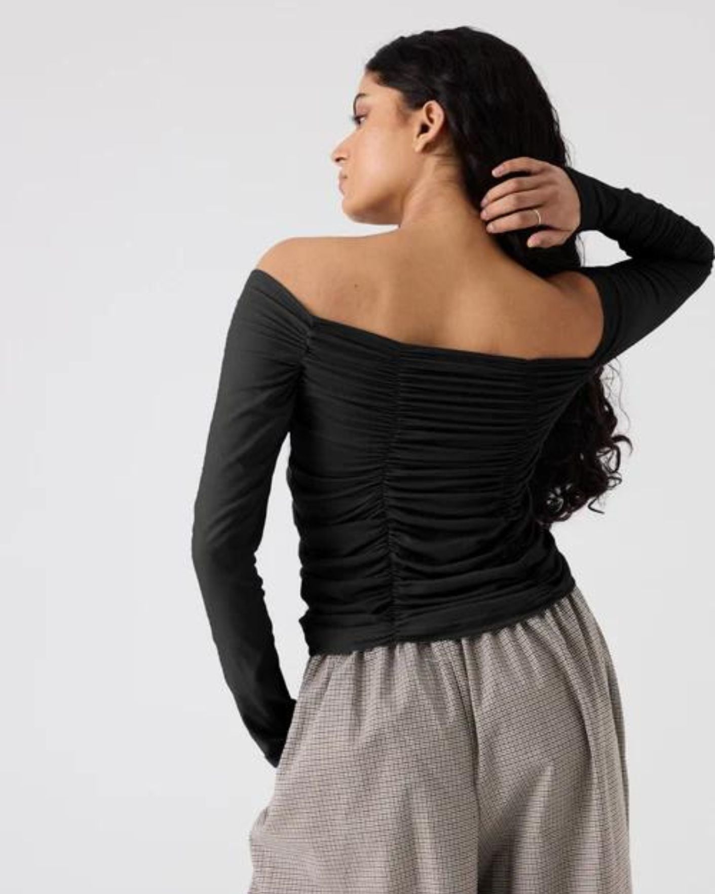 Jolene Long Sleeve Tee | Black $260