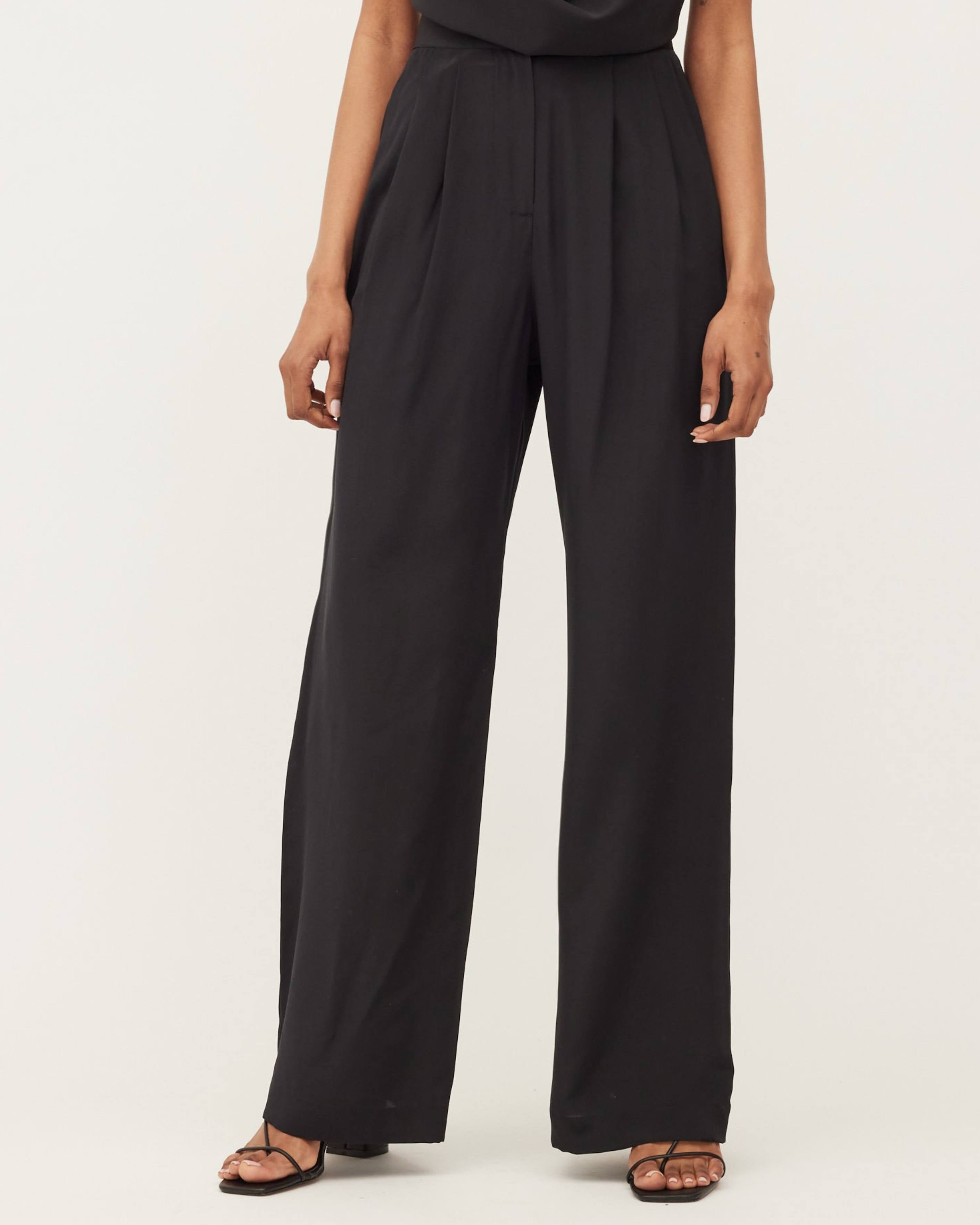 Zoe Pant | 4 Options | From $399