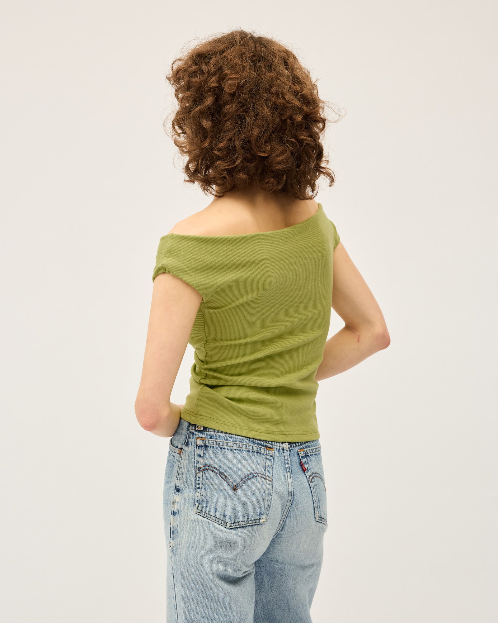 Niveah Tee | Avocado $180