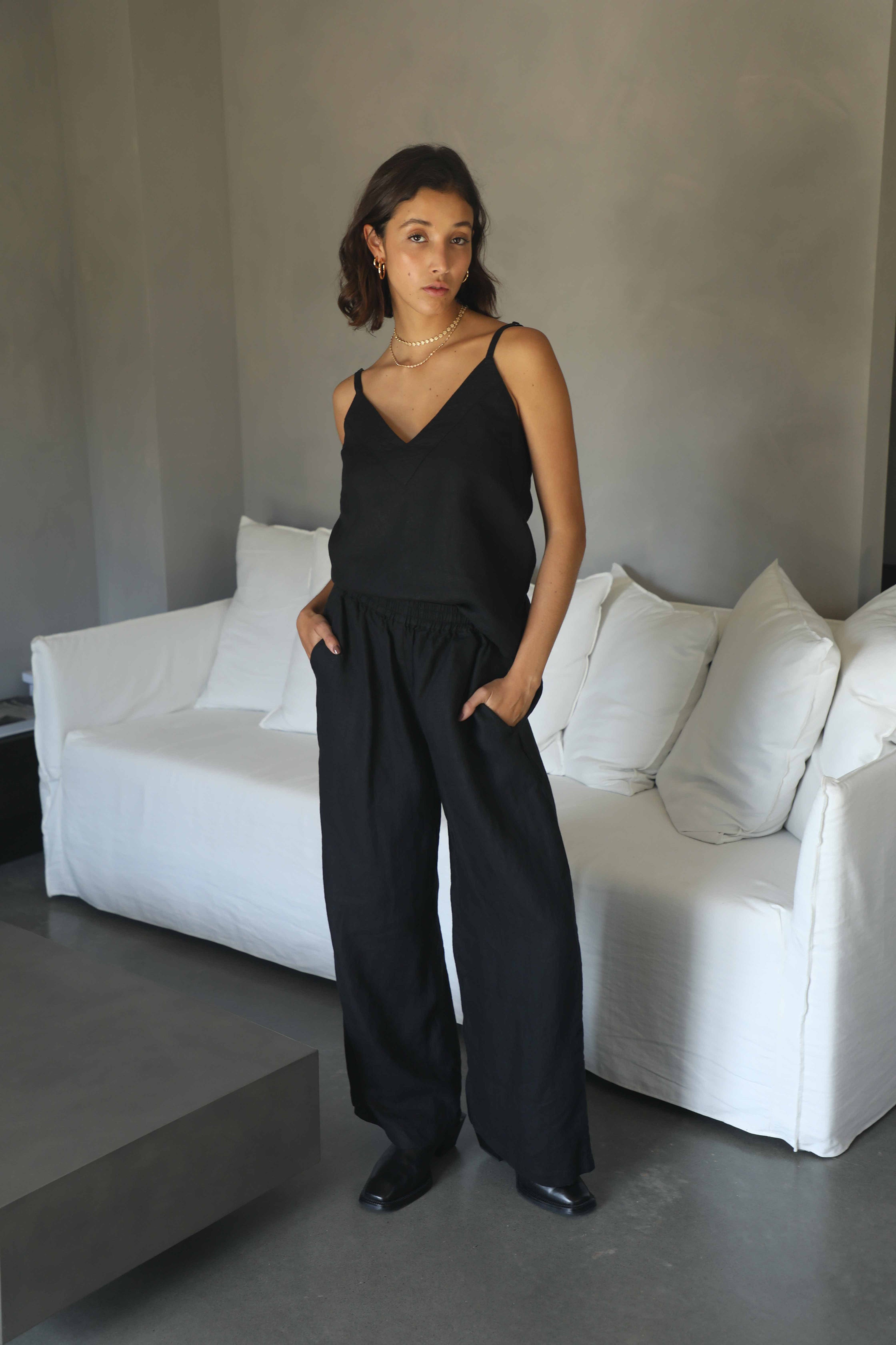 TIMELESS | V Neck Cami | Noir $190