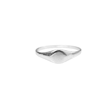 ESSENTIALS | Petite Signet | $129
