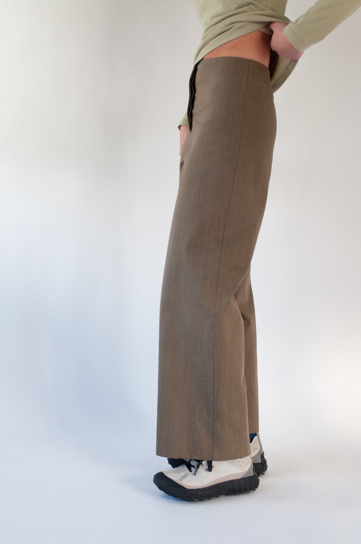 Ya Pant | Olive $370