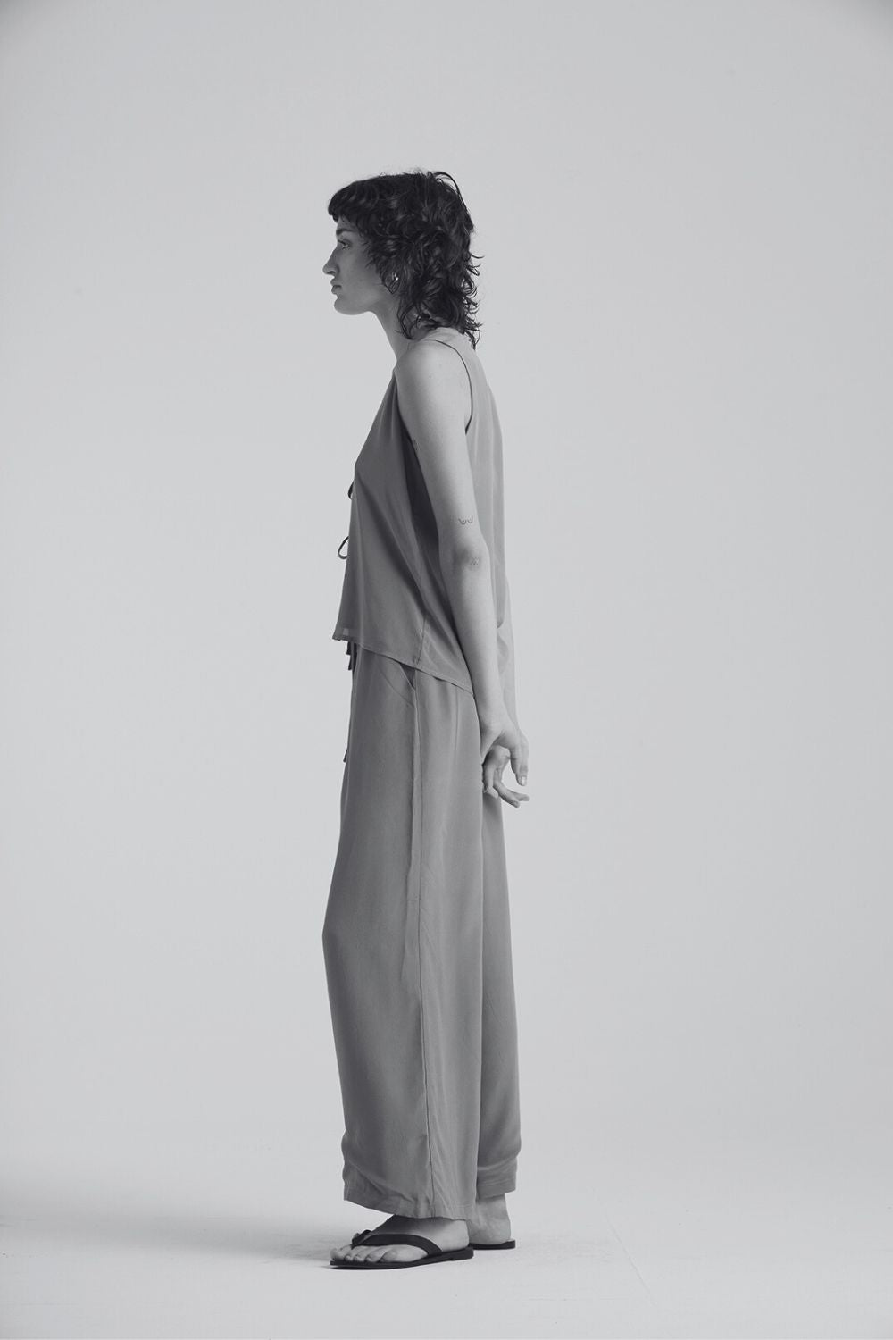 The 7/8 Tailored Silk Pant| Black Silk $440